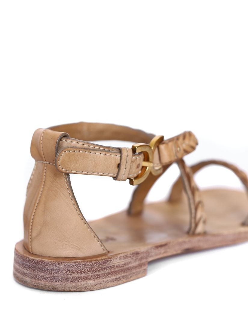 Sandales plates en cuir tressÃ© beige Px boutique 480â‚¬ Taille 36,5