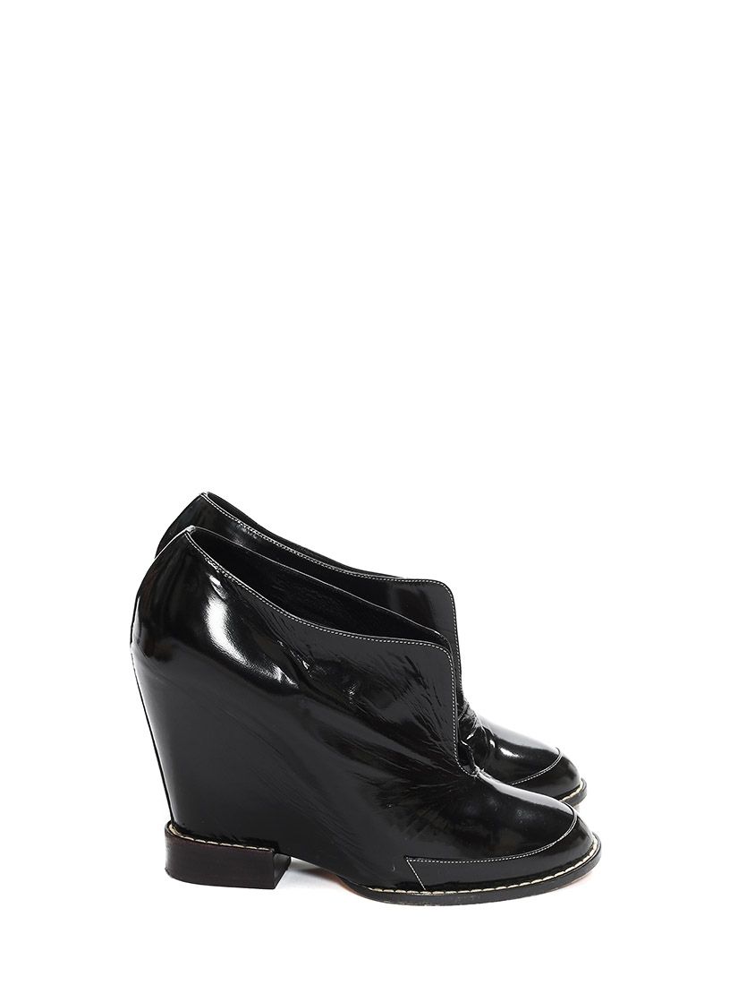 CHLOE Black patent leather wedge ankle 