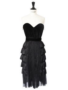 Black silk ruffles and velvet heartshaped décolleté strapless Cocktail dress Retail price €4500 Size 36