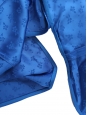 Robe cintrée manches courtes en jacquard de soie imprimée fleurie bleu roi Prix boutique 1345€ Taille 40