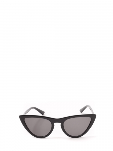 Black cat's eye sunglasses