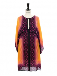 Robe manches longues en soie noir imprimé graphique rose orange et jaune Prix boutique 1150€ Taille 36/38