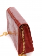 Petit sac du soir en cuir rouge bandoulière fine chaîne dorée