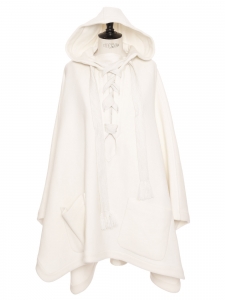 Snow white wool hooded maxi cape jacket Spring 2017 Retail price €2500