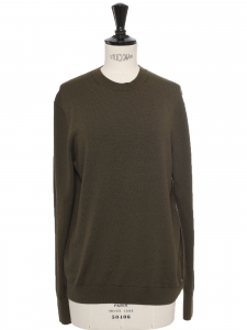 Green silk and cashmere crew neck sweater with trumpet sleeves Retail price €250 Size 40