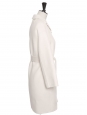 Manteau ceinturé en laine, angora et cashgora blanc crème Prix boutique 3000€ Taille XS