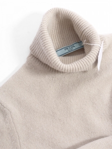 Black virgin wool turtleneck sweater Retail price €600 Size XS