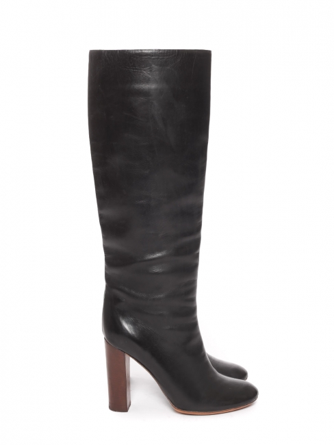 Black leather boots with wooden high heel Retail price €1000 Size 39