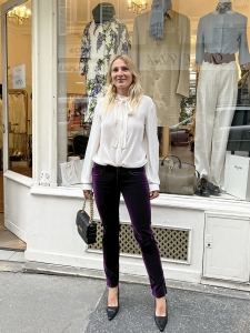 Prune burgundy velvet slim fit pants Retail price €618 Size XS
