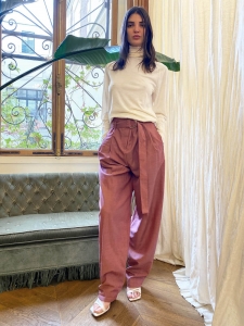 Pantalon large avec ceinture chiné rouge et blanc laine et mohair Prix boutique 950€ Taille 40