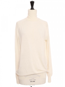 Turtleneck sweater in fine cream white wool knit Retail price €1000 Size M