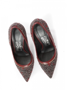 Escarpins stiletto bout pointu en tweed bordeaux et bleue Prix boutique 695€ Taille 36