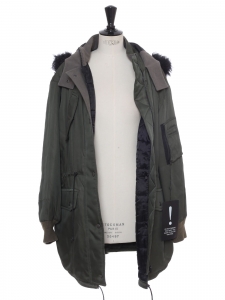Parka coat mid length in kaki green with fur hood Retail price 3500€ Size 36