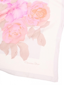 Gray silk scarf with pink flower detail Retail price €390 Size 76 x 76