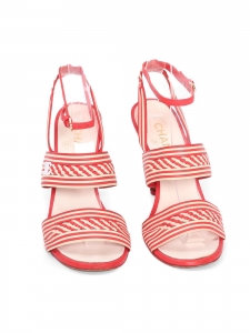 Sandales à talon en cuir rouge à rayures blanc crème Croisière 2020/2021 Prix boutique 950€ Taille 38