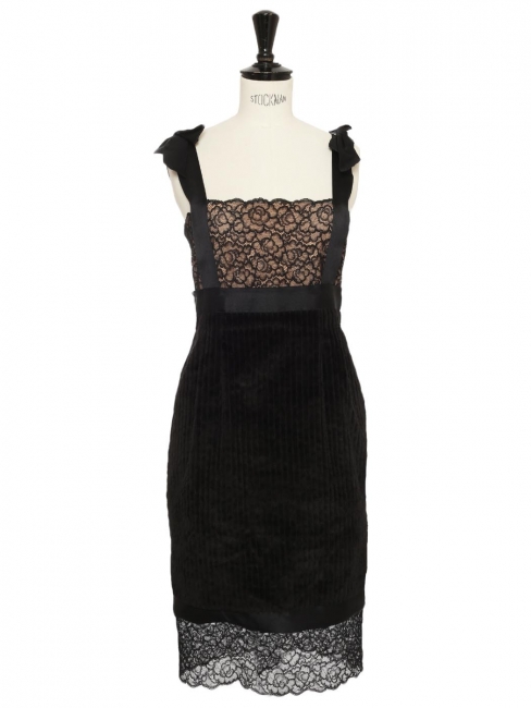 Black corduroy, fine lace and satin bow straps dress Retail price &euro;6500 Size XS