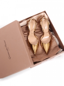 Sandales &agrave; talon &eacute;pais et bride cheville en cuir m&eacute;tallis&eacute; dor&eacute; Px boutique &euro; Taille 37