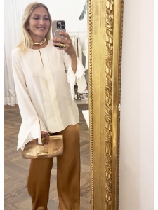 Cream white mulberry silk long sleeves blouse Retail price 1290&euro;