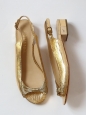 Sandales plates cuir exotique doré Prix boutique 1030€ Taille 38