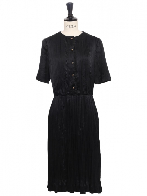 Black silk short sleeves dress with jewelry buttons Retail price &euro;4200 Size XS