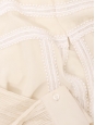 Blouse manches longues en soie beige et broderie dentelle blanche Prix boutique 1100€ Taille 36/38
