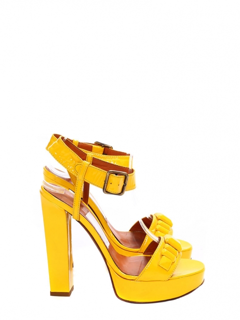 Bright yellow patent heel sandals Retail price €720 Size 37