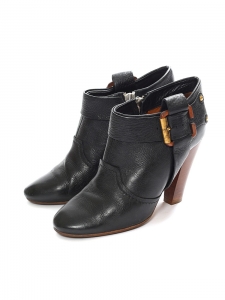 Black leather and wooden heel ankle boots Retail price €450 Size 39
