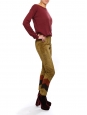 Pantalon slim fit taille haute en suède marron kaki, prune et rouge Prix boutique 1400€ Taille 34