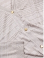 Gilet en soie et coton beige rosé et boutons dorés Prix boutique 550€ Taille 38