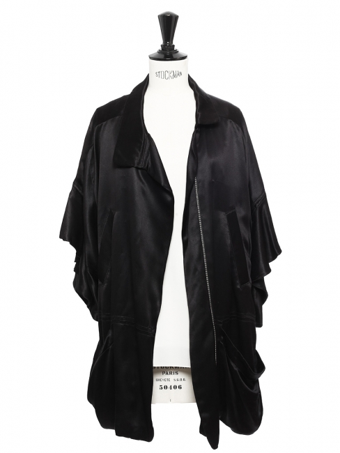 Black silk satin jacket with kimono sleeves Retail price €400 Size 38
