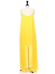 Robe longue à fines bretelles en mousseline jaune citron Prix boutique 395€ Taille 36