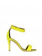 Sandales à talon et bride cheville en cuir verni jaune vif NEUVES Prix boutique 610€ Taille 37