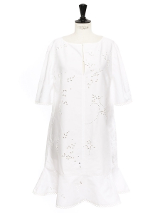 Short sleeves eyelet floral lace cotton dress with ruffle Retail price €580 Size 40