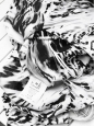 Robe drapée en soie imprimé graphique noir blanc gris Px boutique 1400€ Taille 36
