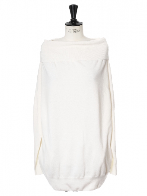 Cream white off-the-shoulder wool sweater Retail price €650 Size 36