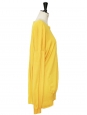 Pull manches longues en laine vierge et soie jaune Prix boutique 600€ Taille 40