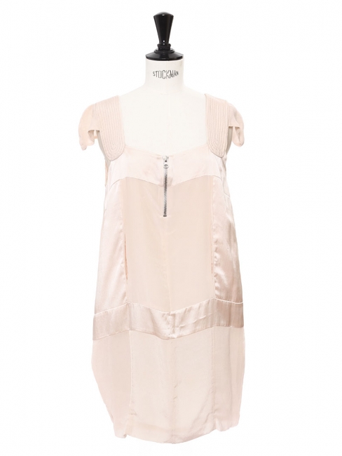 Pale pink silk satin en crepe dress Retail price €350 Size XS