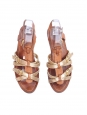 Sandales plates gladiator en cuir marron camel et doré Px boutique 450€ Taille 36