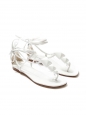 Sandales plates en cuir blanc à ornements NEUVES Px boutique 700€ Taille 38