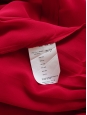 Robe de cocktail babydoll en soie rouge décolletée à bretelles large Px boutique 1300€ Taille 38