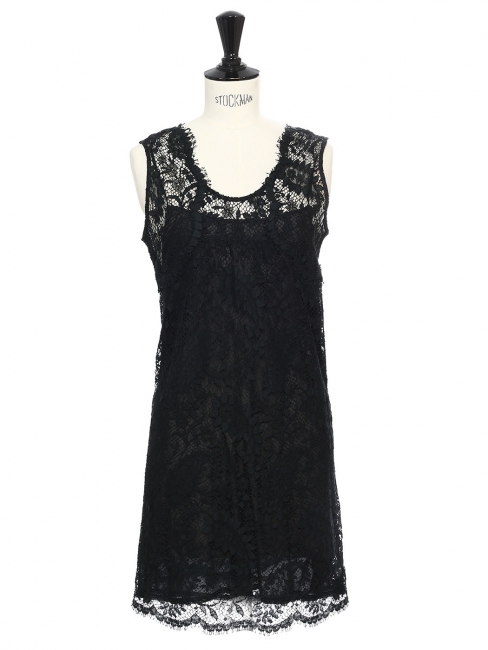Sleeveless black guipure lace mini dress Retail price €500 Size 34
