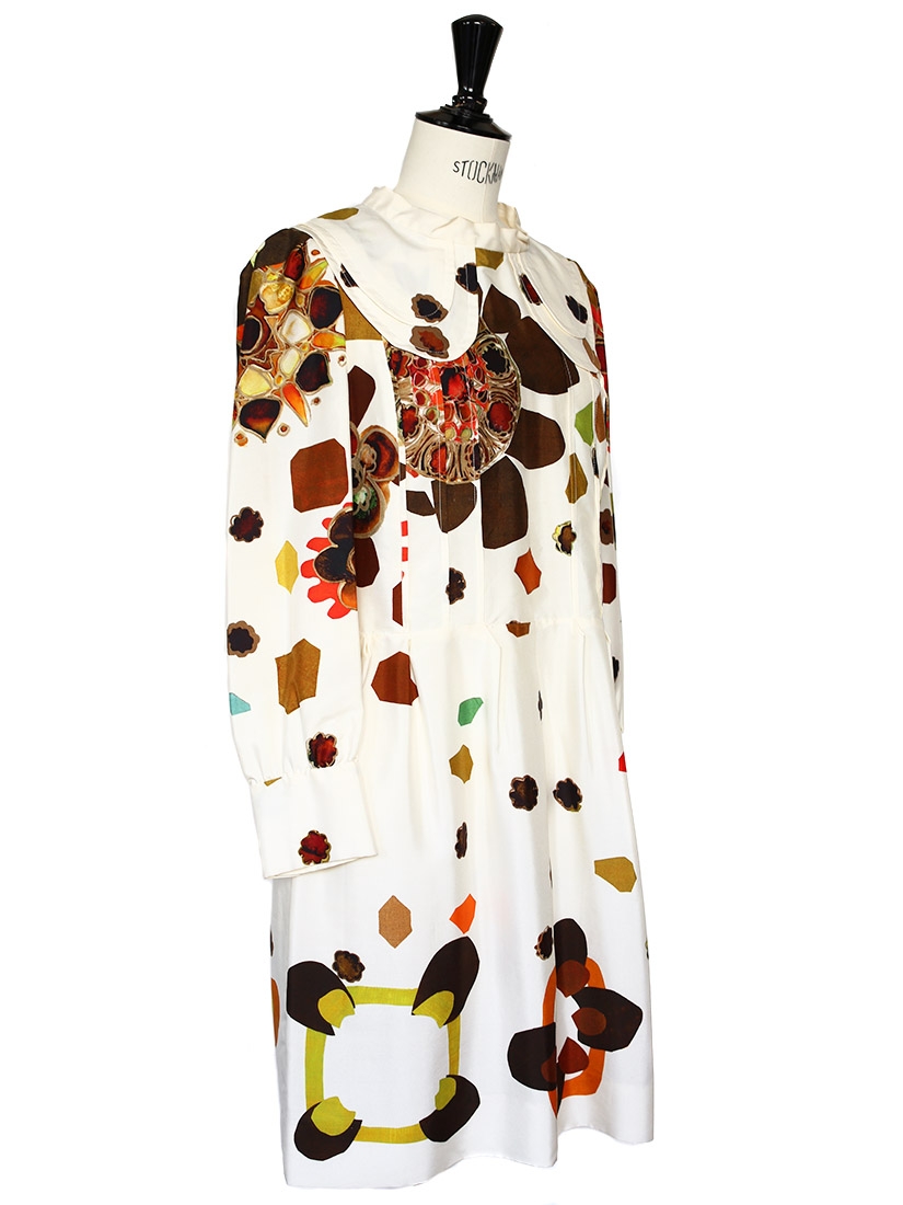 Louise Paris - CHLOE Seventies floral print ecru silk dress with peter ...