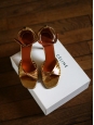 Sandales twist en cuir doré à talon et lanière cheville Prix boutique 620€ Taille 36