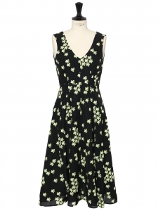 Green, white and black floral print linen and silk midi-length dress Retail price €1300 Size 38