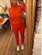 Pantalon tailleur en crêpe rouge vif Prix boutique 229€ Taille 34