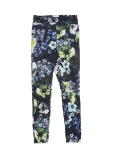 Pantalon fleuri en toile de coton bleu marine jaune et vert Prix boutique €1200 Taille 34