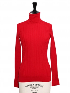 Bright red ribbed wool turtleneck sweater Retail price €690 Size XS
