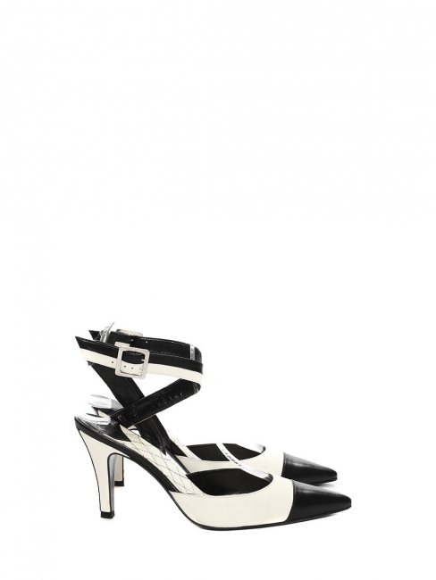 Black and ivory white two-tone leather slingback pumps Retail price €950 Size 36