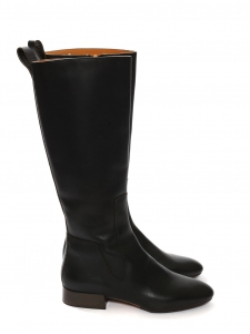 Black leather knee high flat boots Retail price €650 Size 38.5