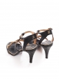 Sandales à talon en cuir noir et étoiles dorées Prix boutique 1500€ Taille 37,5